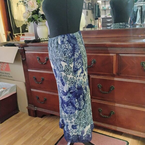 Blue Floral Patterned Skirt with Laced Hemline - Picture 2 of 5